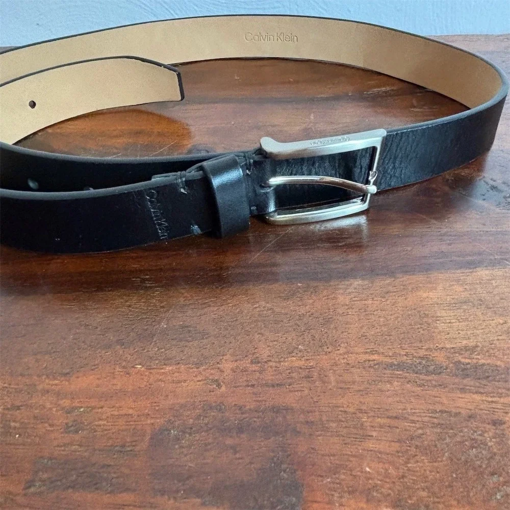 Calvin Klein Men's Belt Size M Black Solid Dress Casual Silver‎ Buckle